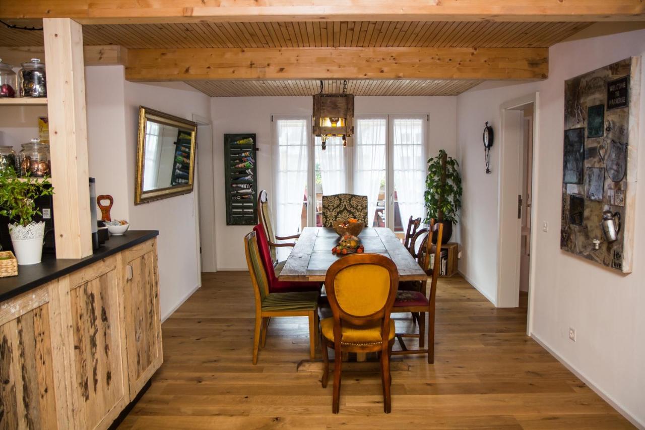 Conny'S B&B Niederweningen Eksteriør billede