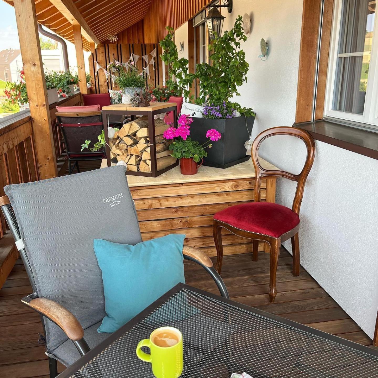 Conny'S B&B Niederweningen Eksteriør billede