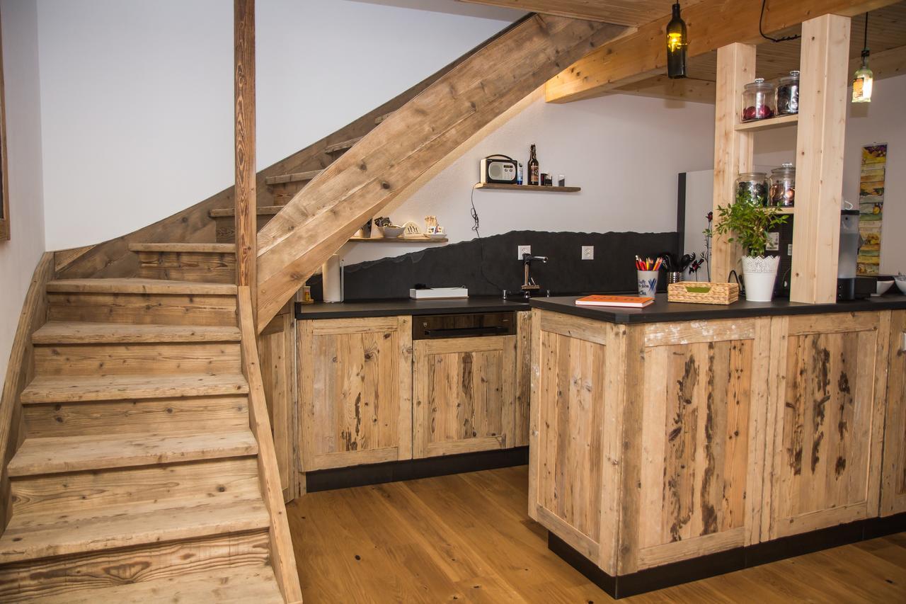 Conny'S B&B Niederweningen Eksteriør billede