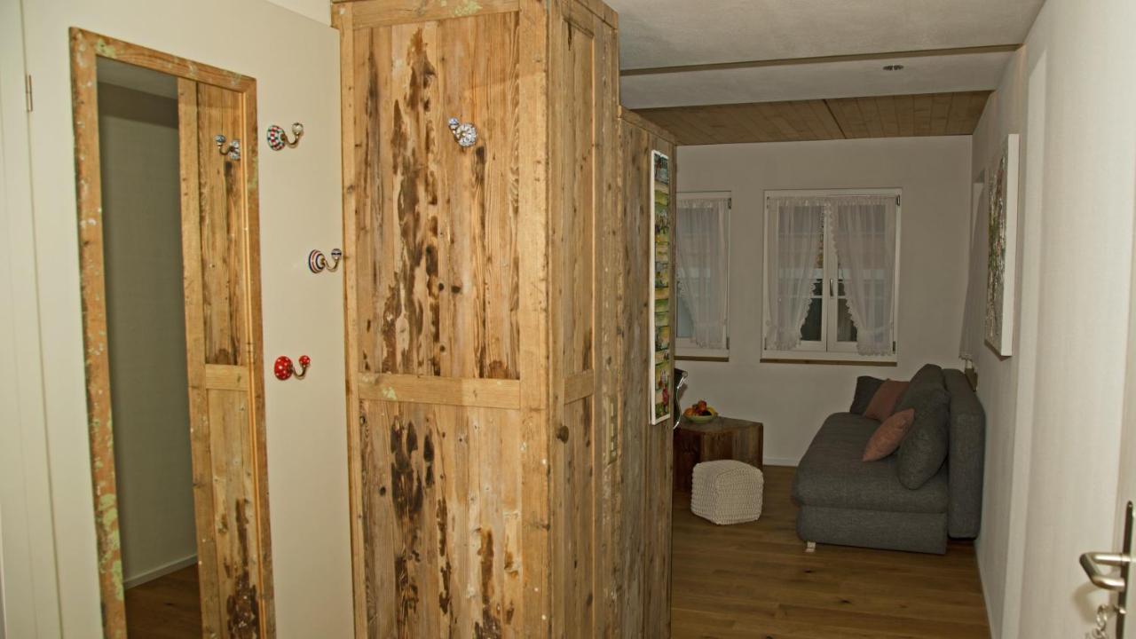 Conny'S B&B Niederweningen Eksteriør billede