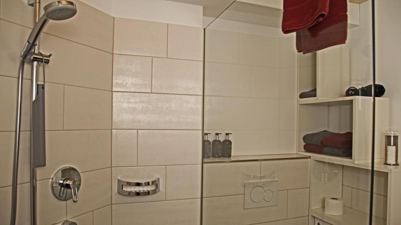 Conny'S B&B Niederweningen Eksteriør billede